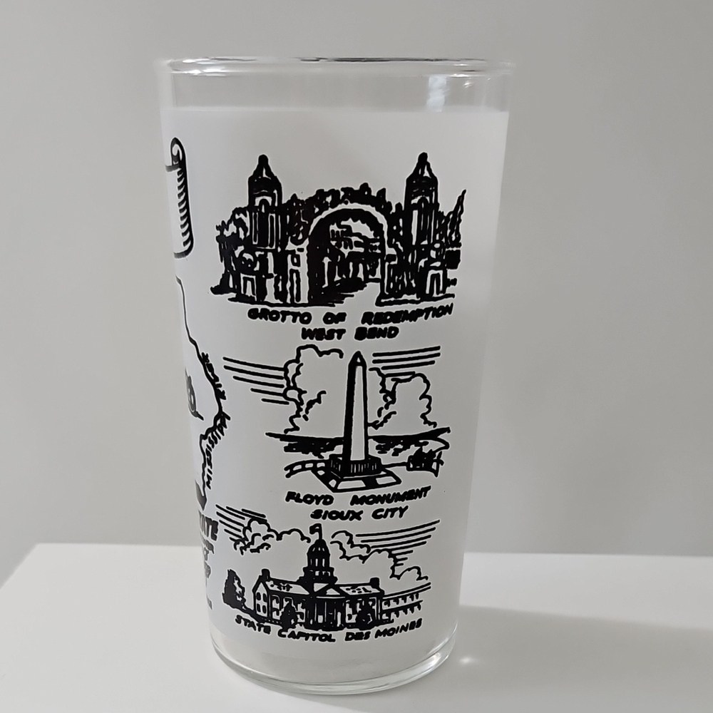 Iowa Themed Glass Tumbler - Black and White - Picture 2 of 4